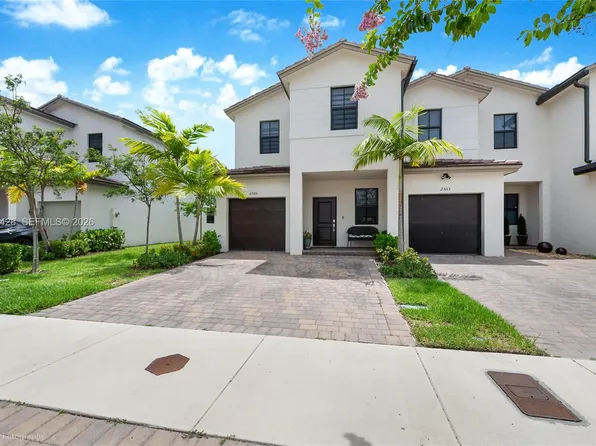 23105 SW 128th Pl, Miami, FL 33170