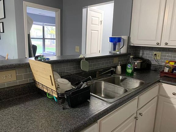 5th image of 5318 Stonemeadow Ave APT B