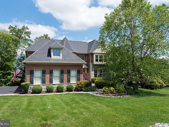 4th image of 9325 Elkhorne Run Ct