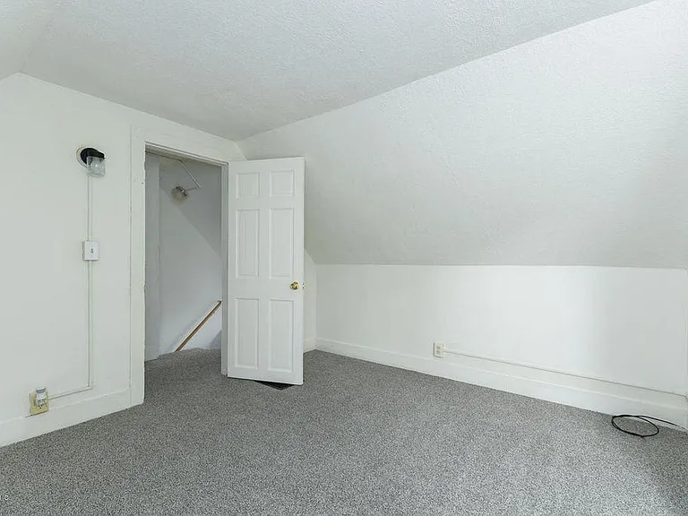 135 Burr Oak St — Photo 8