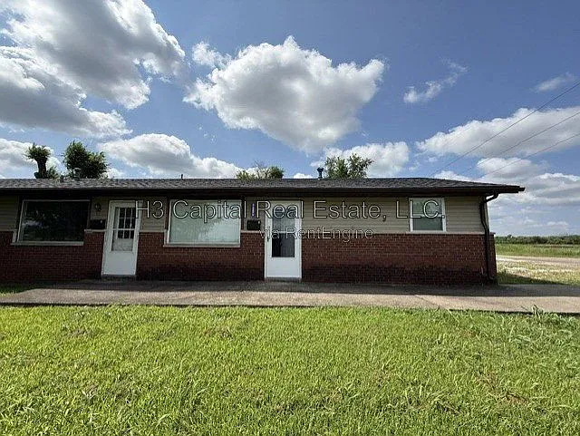 3700 Pontoon Rd #A — Photo 1