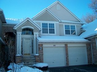 197 Bay Dr #197, Itasca, IL 60143