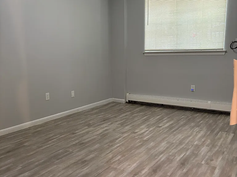 40 Owen St #D10 — Photo 6