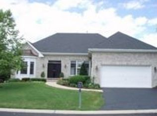4102 Saint Andrews Ct, St Charles, IL 60174