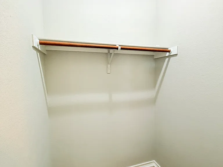 412 Shayla Ln — Photo 25