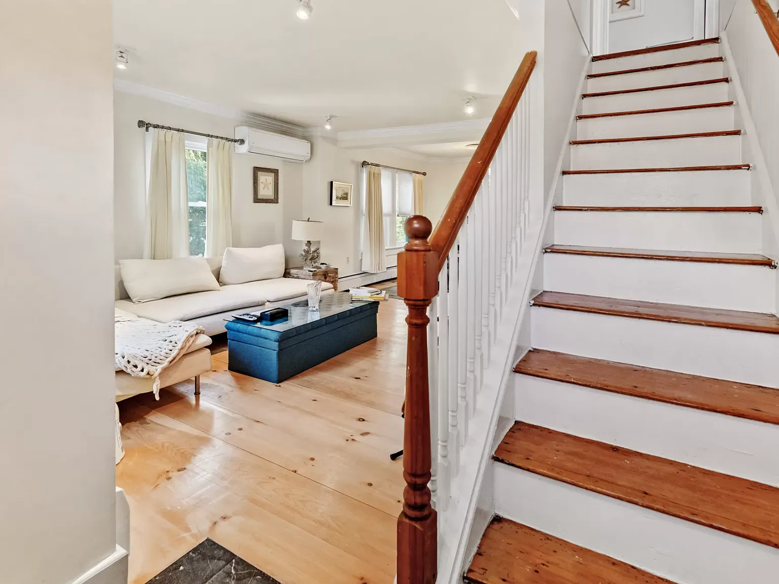 Charming Sag Harbor Village Rental — Photo 4