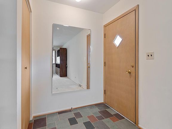 3rd image of 720 Lance Dr