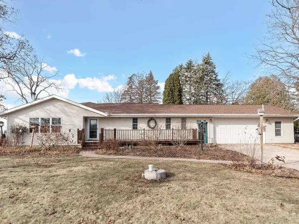 5662 County Road D, Fond Du Lac, WI 54937