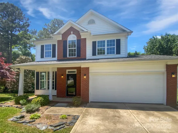 1184 Lempster Dr NW, Concord, NC 28027