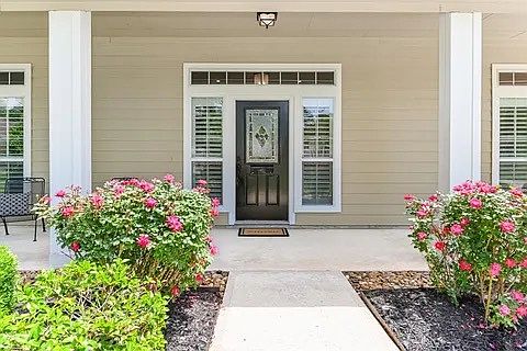 3rd image of 16406 Porpoise Ct