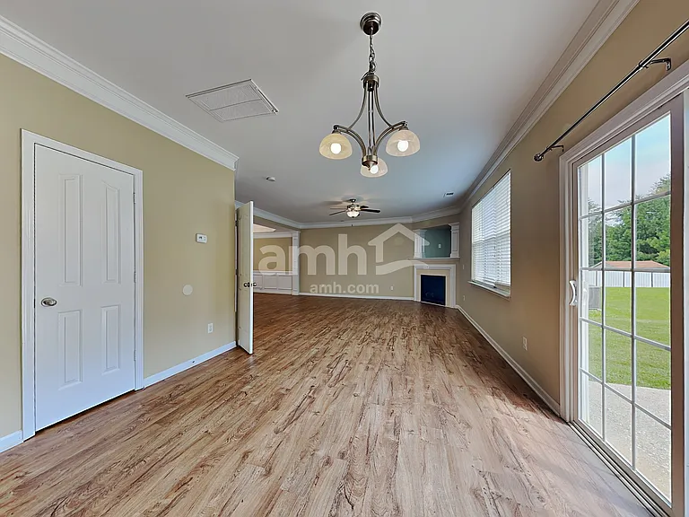 104 Portland Falls Dr — Photo 4