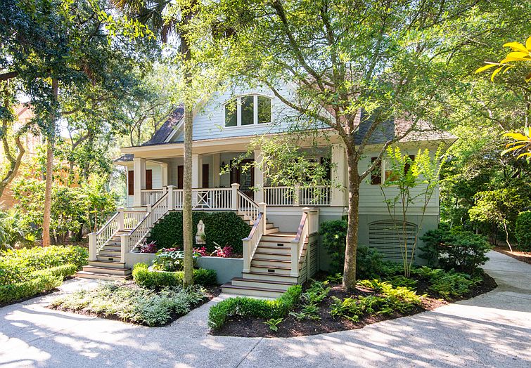 1st image of 341 Governors Dr