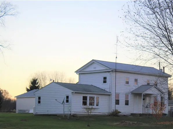 537 N Summit Rd, Jamestown, PA 16134