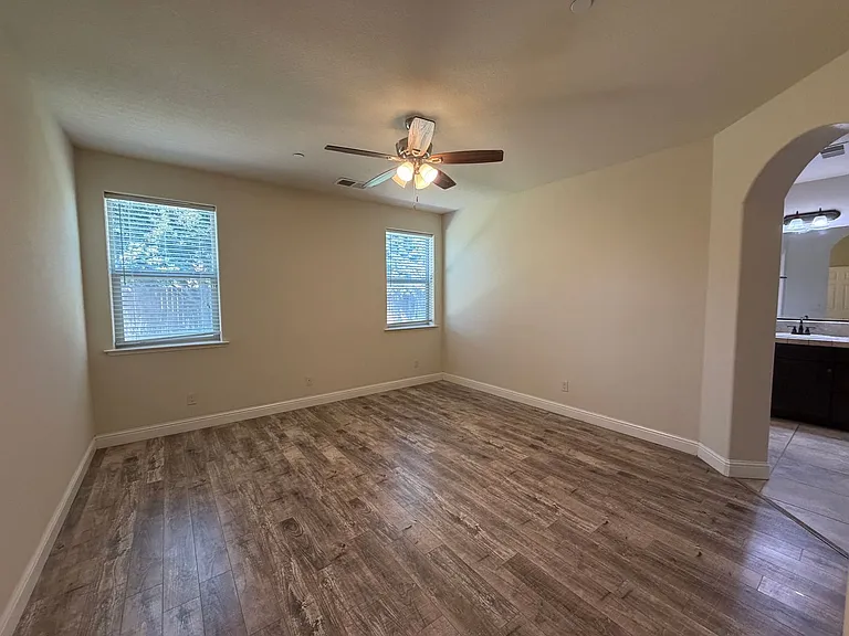 5867 E Laurite Ave — Photo 10