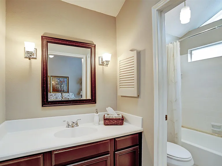12 Fairmeade Bend Dr — Photo 23