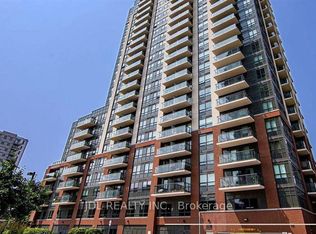 1420 Dupont St #807, Toronto, ON M6H 0C2