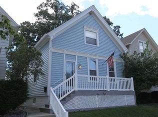 611 E Potter Ave, Milwaukee, WI 53207