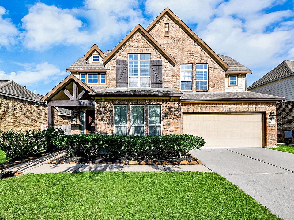 1st image of 4834 Sunset Park Ln