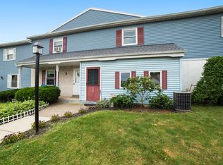 130 Thomas Dr, Telford, PA 18969