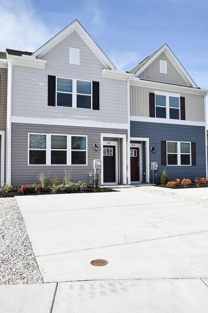 Building Photo - 862 Mersey Ln