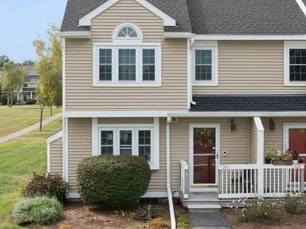 1301 Carriage Ln #1301, Taunton, MA 02780