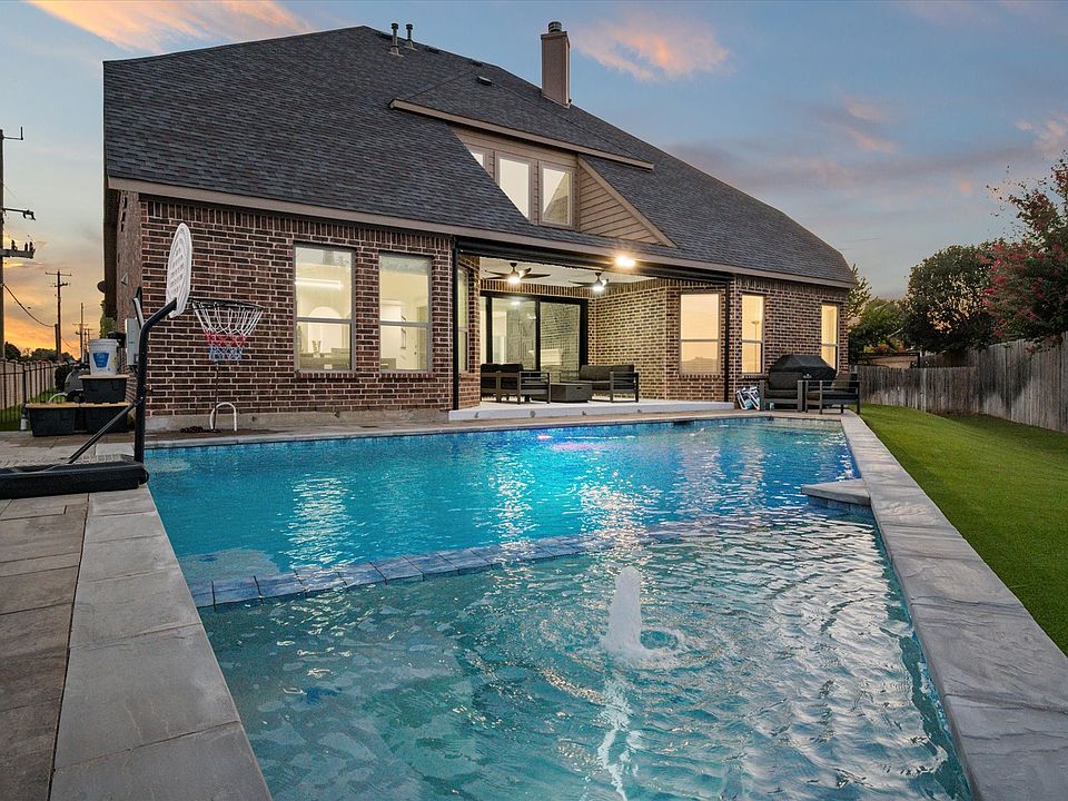 1st image of 5201 Runnymede Ct