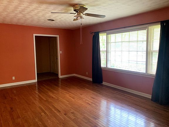 5th image of 2355 McBurney Dr