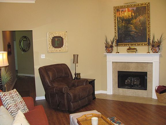 2nd image of 2139 Berry Garden Cir W