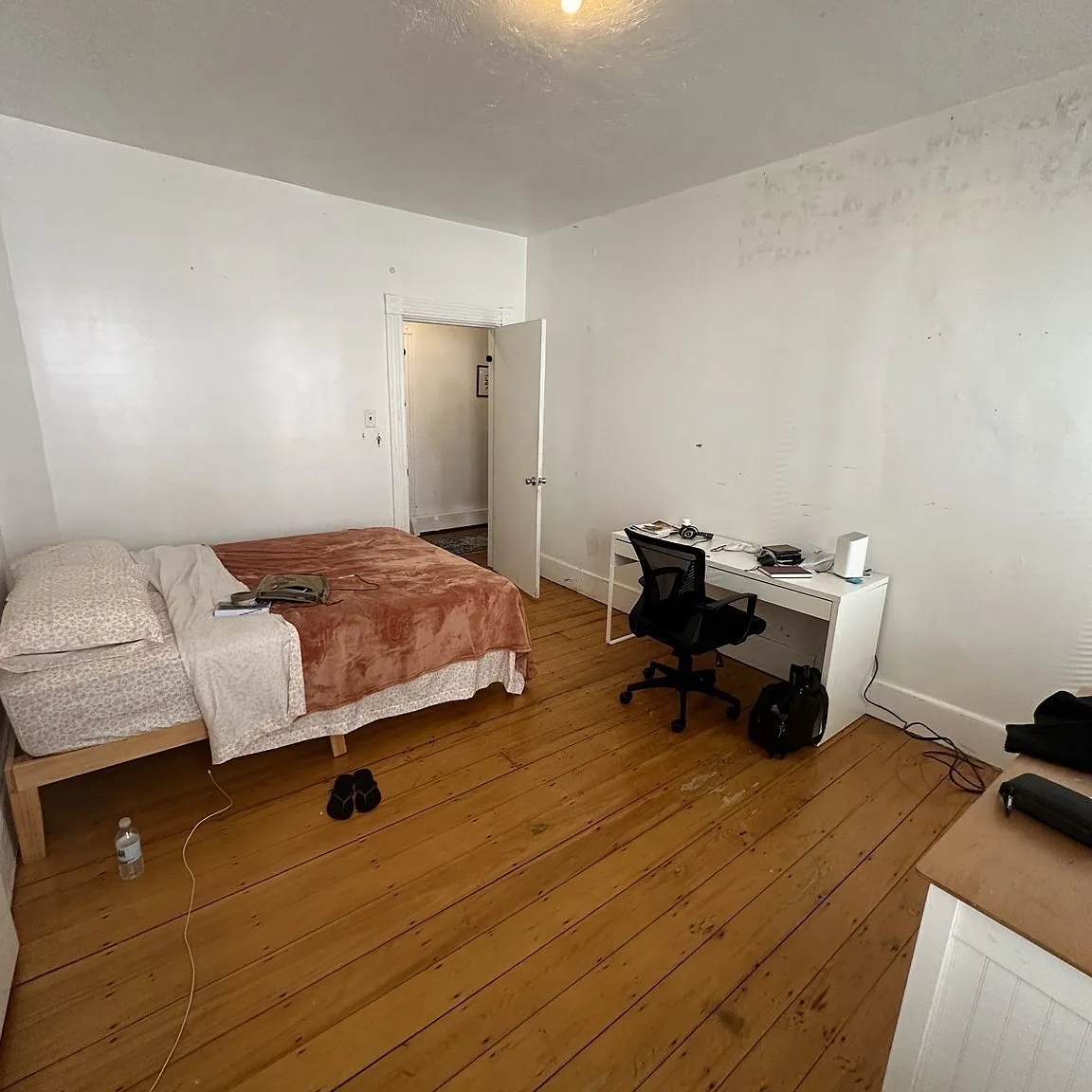 2 bed, 9999 sqft, $2,800 — Photo 4