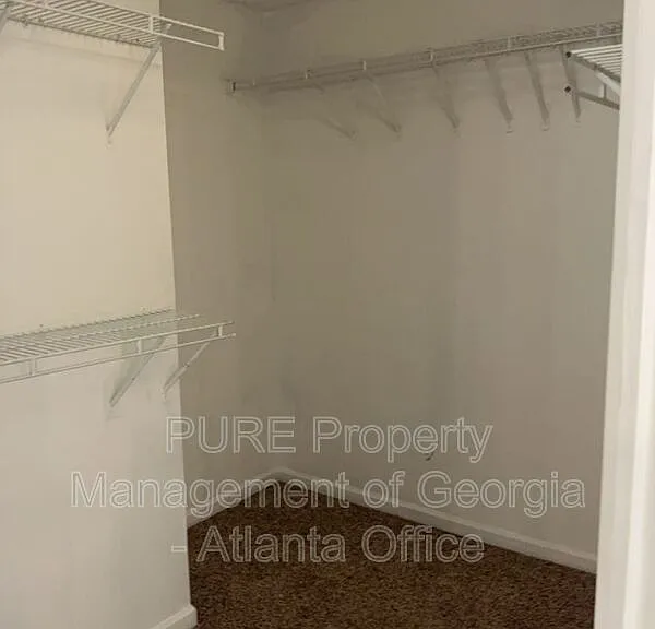 909 Michael Lee Way — Photo 16