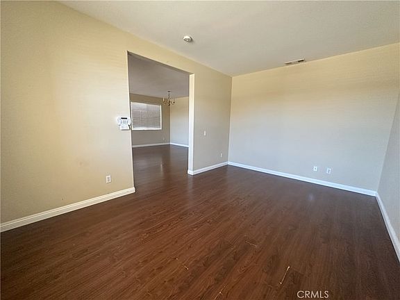 3rd image of 13352 Pleasant View Ave