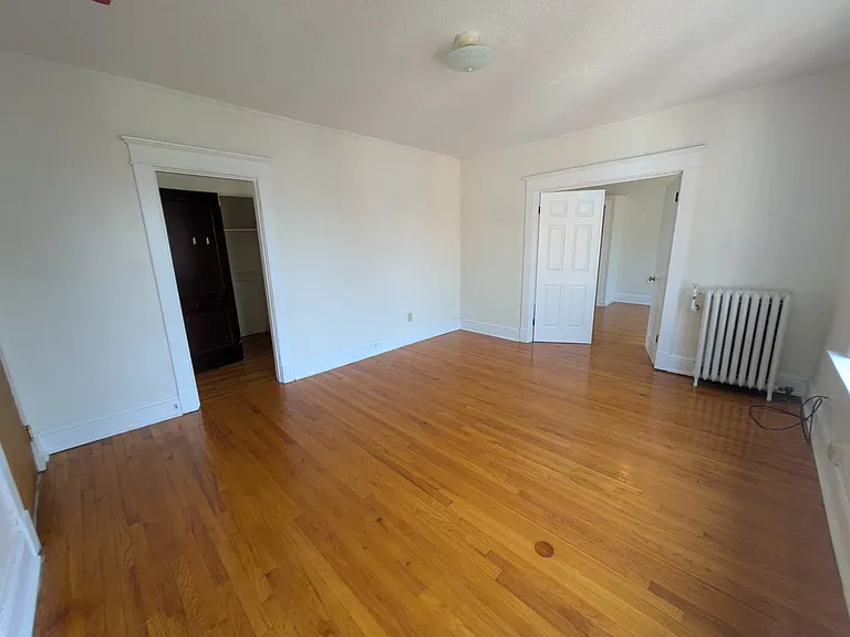 182 Elm St #18B — Photo 6