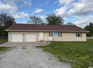 1205 S Main St, Lewistown, IL 61542