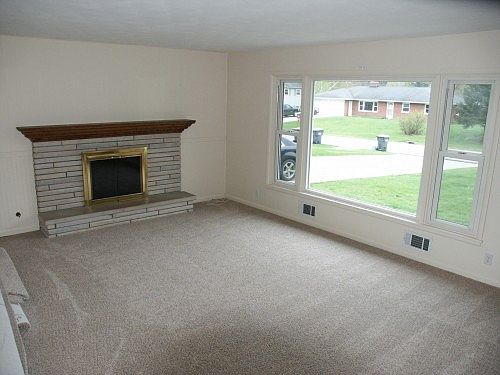 2nd image of 127 E Melody Ave