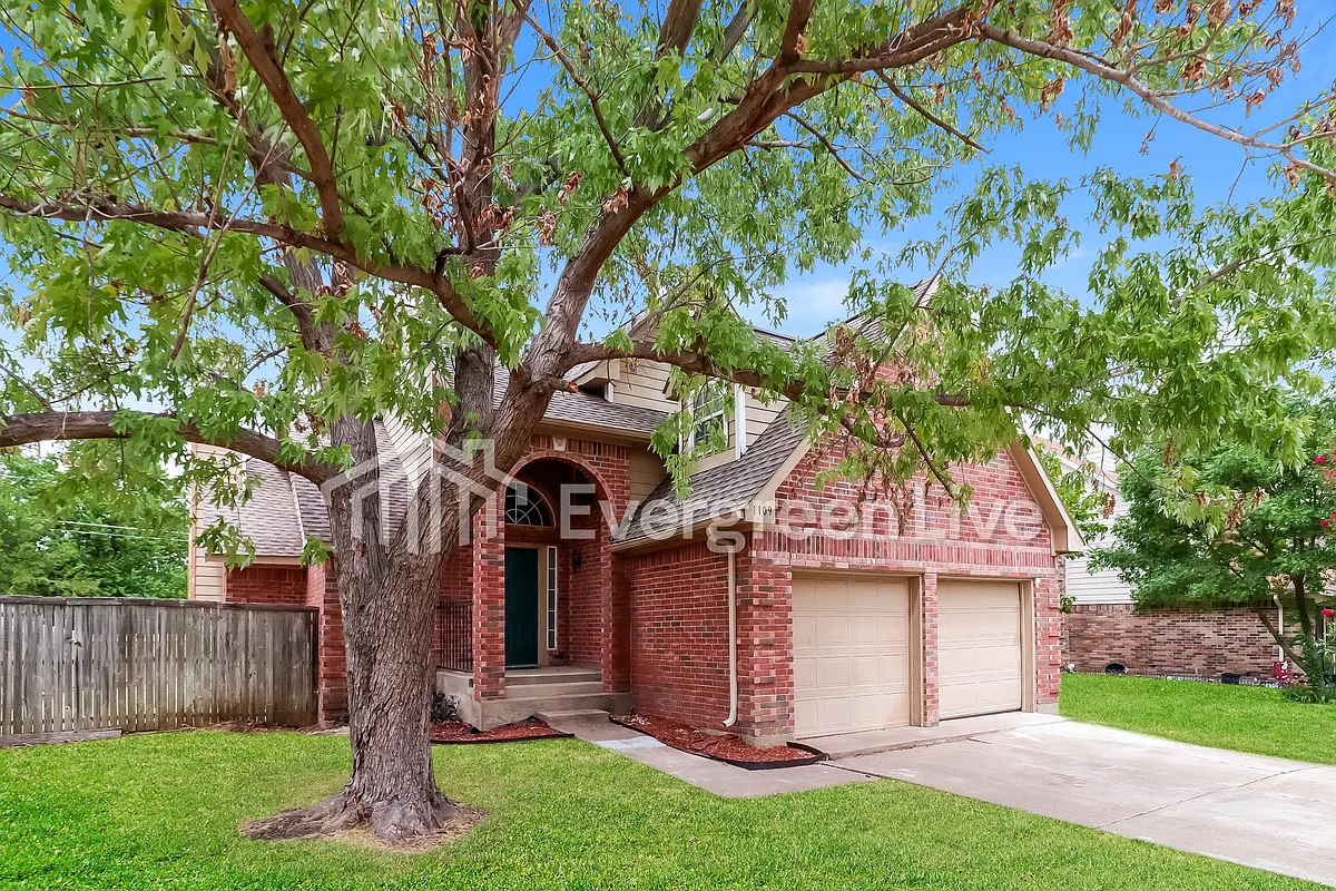 Building Photo - 1109 Cherrytree Dr