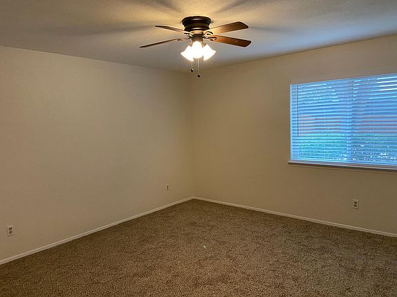 5th image of 2321 Shady Creek Dr