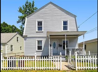 69 Clews St FLOOR 1, Pawtucket, RI 02861