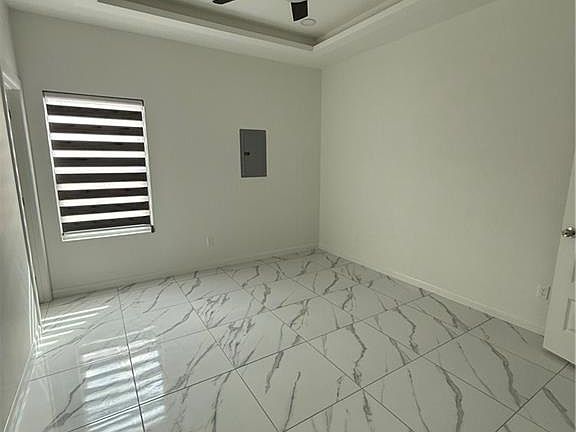 4th image of 2605 W Bliss St #3