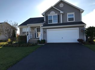 1502 Donegal Dr, Minooka, IL 60447