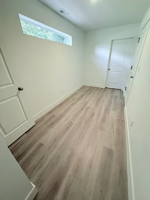 4 bed, 2055 sqft, $2,795 — Photo 3
