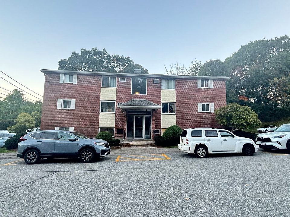 1st image of 192 Bolton St APT 8