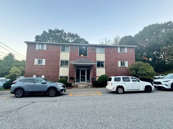 192 Bolton St APT 8, Marlborough, MA 01752