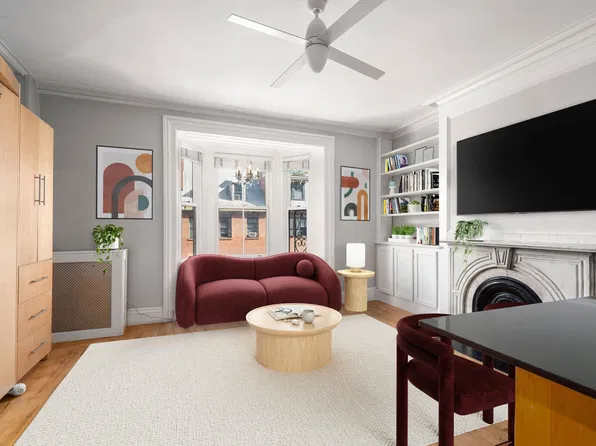 100 Charles St Unit 4, Boston, MA 02114