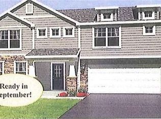 1054 Oak Trail Dr, Chesterton, IN 46304