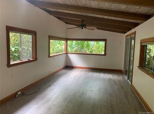 3885 Round Top Dr #C, Honolulu, HI 96822