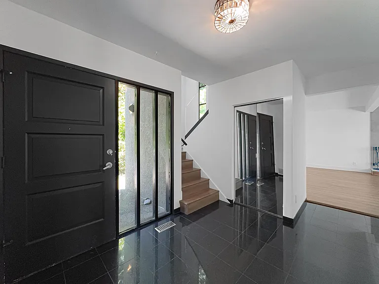 1040 Crestline Rd — Photo 10