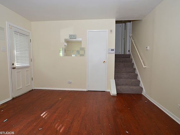 3rd image of 22330 Nichols Dr