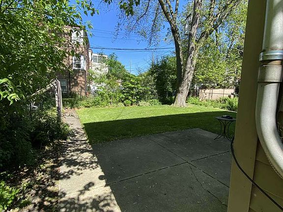 3rd image of 5347 N Virginia Ave #1B