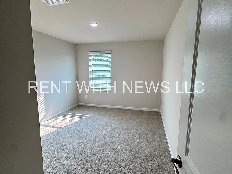 539 White Birch Ln — Photo 29