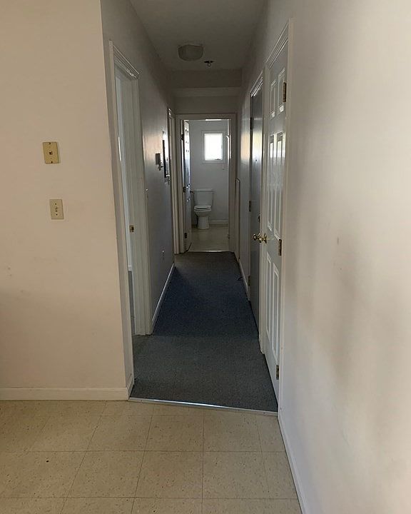2nd image of 469 Main St #2